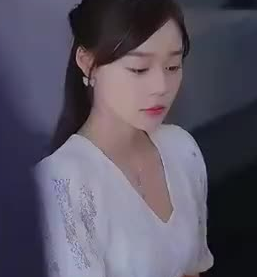 霆少，夫人假死后偷生三個(gè)娃(全集)