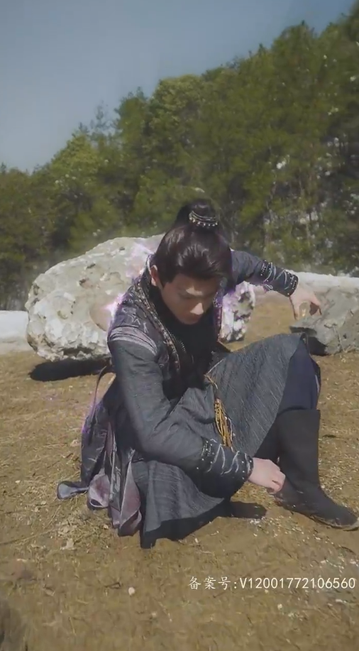 下山后，絕世美女非要拜我為師(全集)