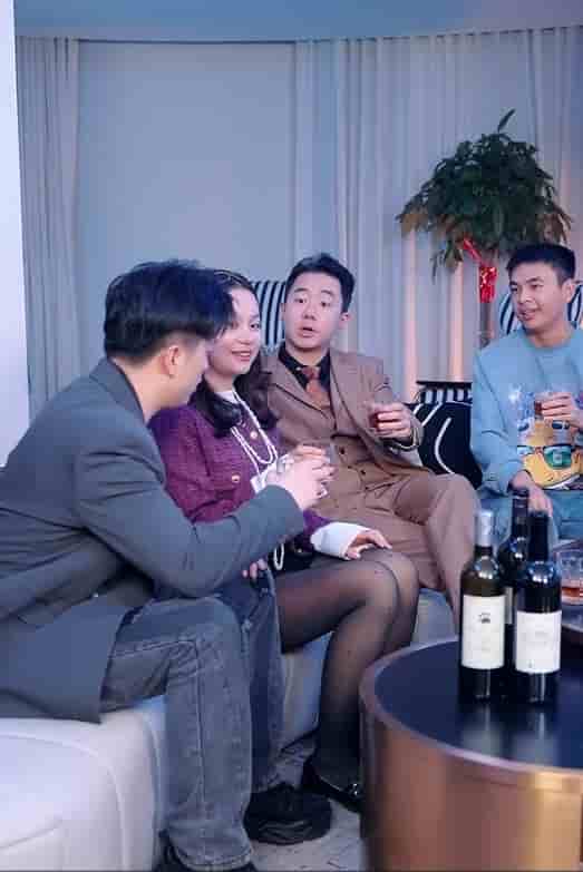 重逢傅總紅了眼雨中卑微示愛(全集)